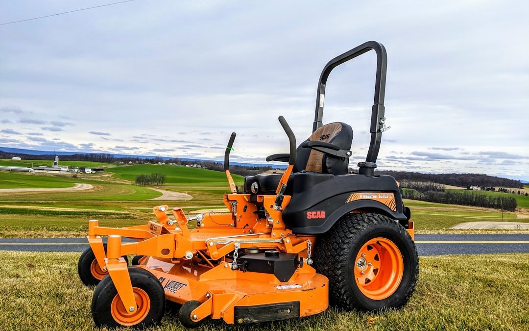 commercial lawn maintenance