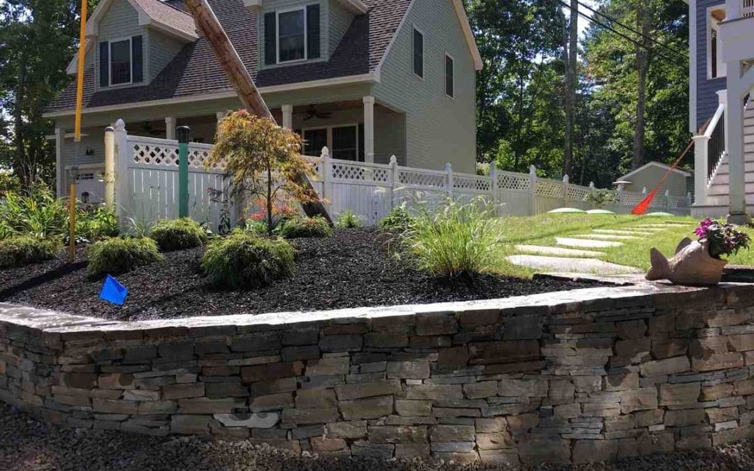 Moisture retaining mulch