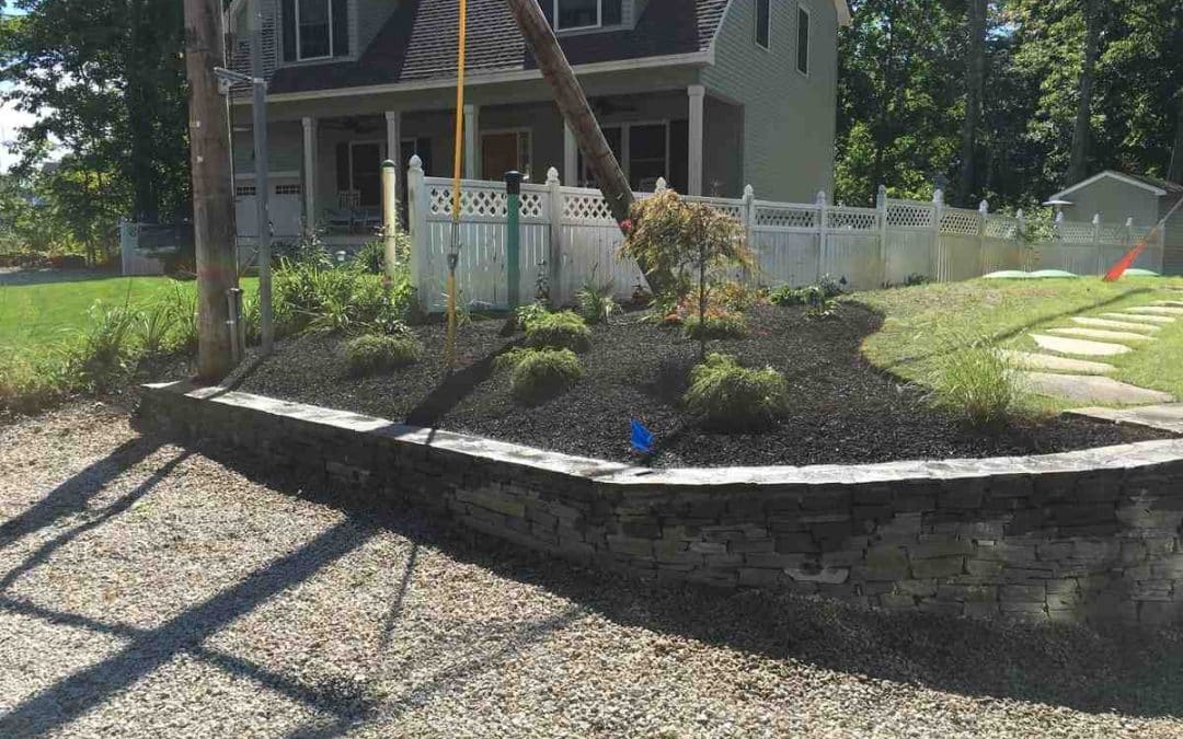 Landscape mulch installation