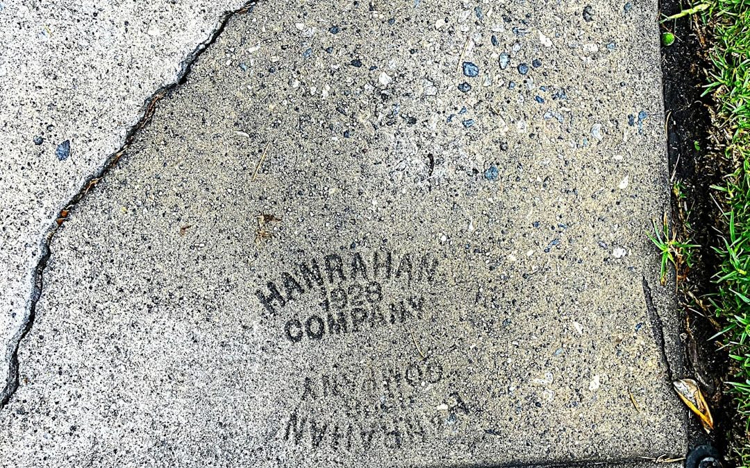 concrete sidewalk contractors
